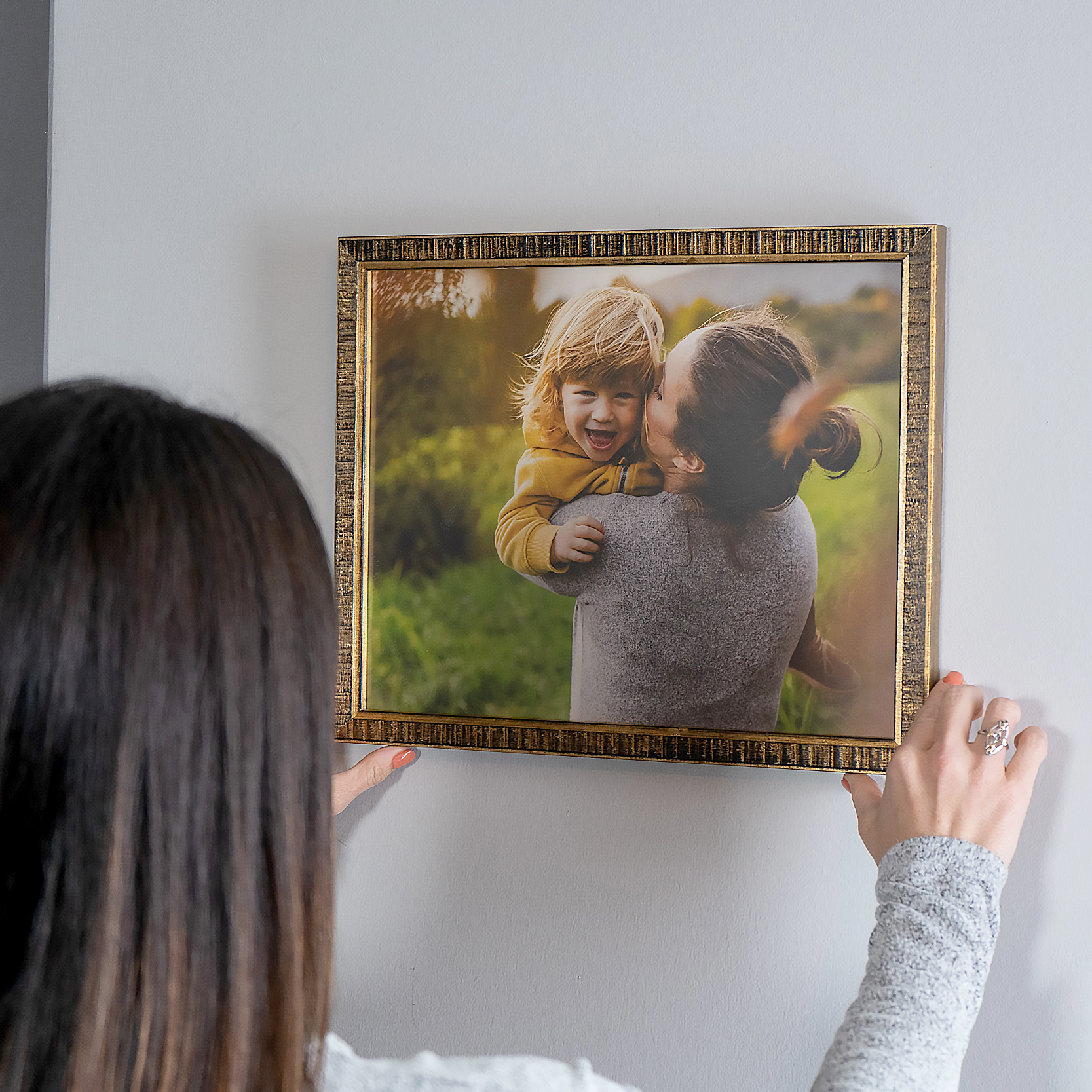 6x9 Frame Gold Kingsley Distressed Solid Wood Picture Frame Width 0.75 Inches | - Picture 3 of 9