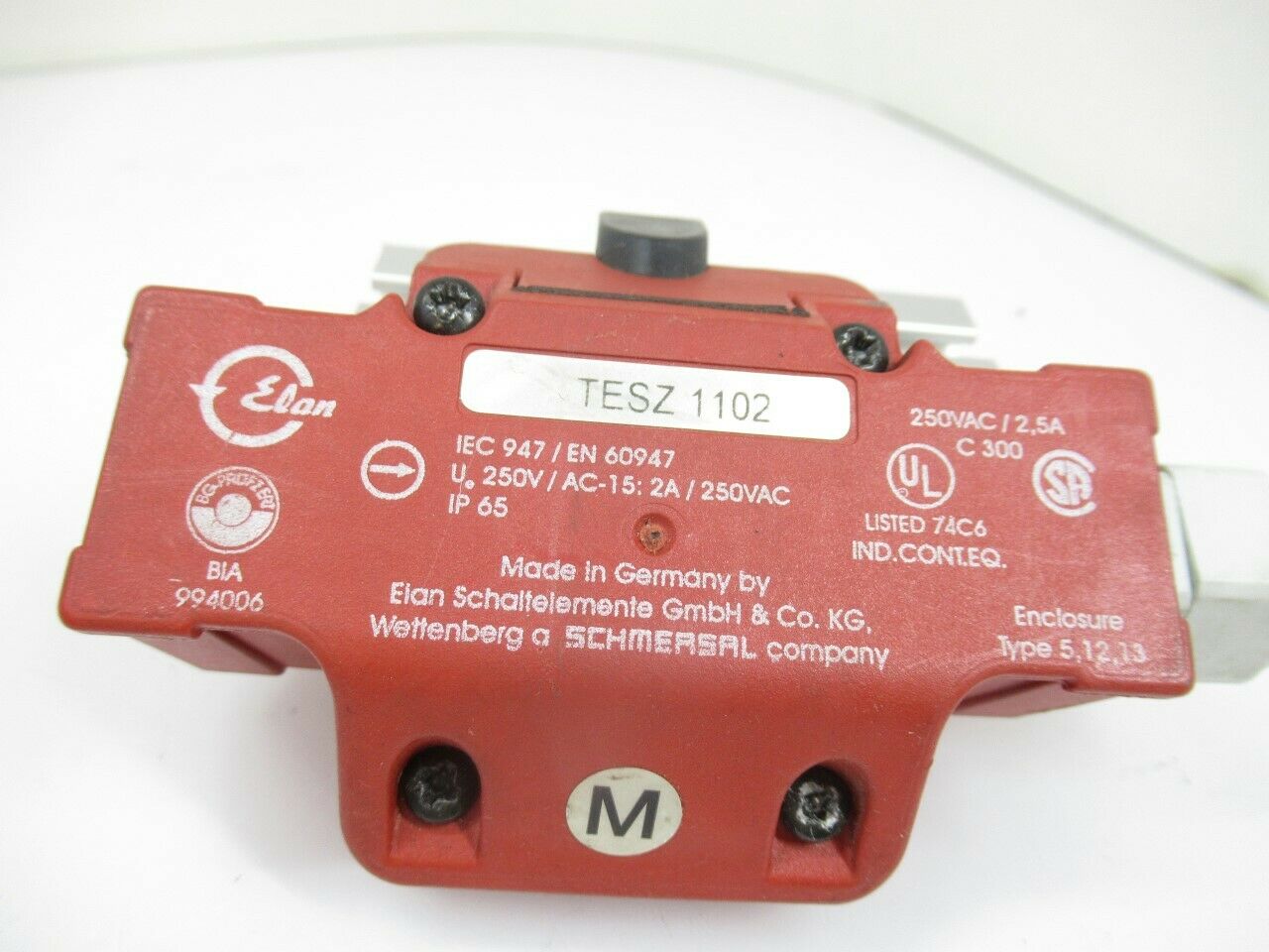 TESZ 1102 SCHMERSAL ELAN safety switch 250VAC / 2.5A (USED TESTED