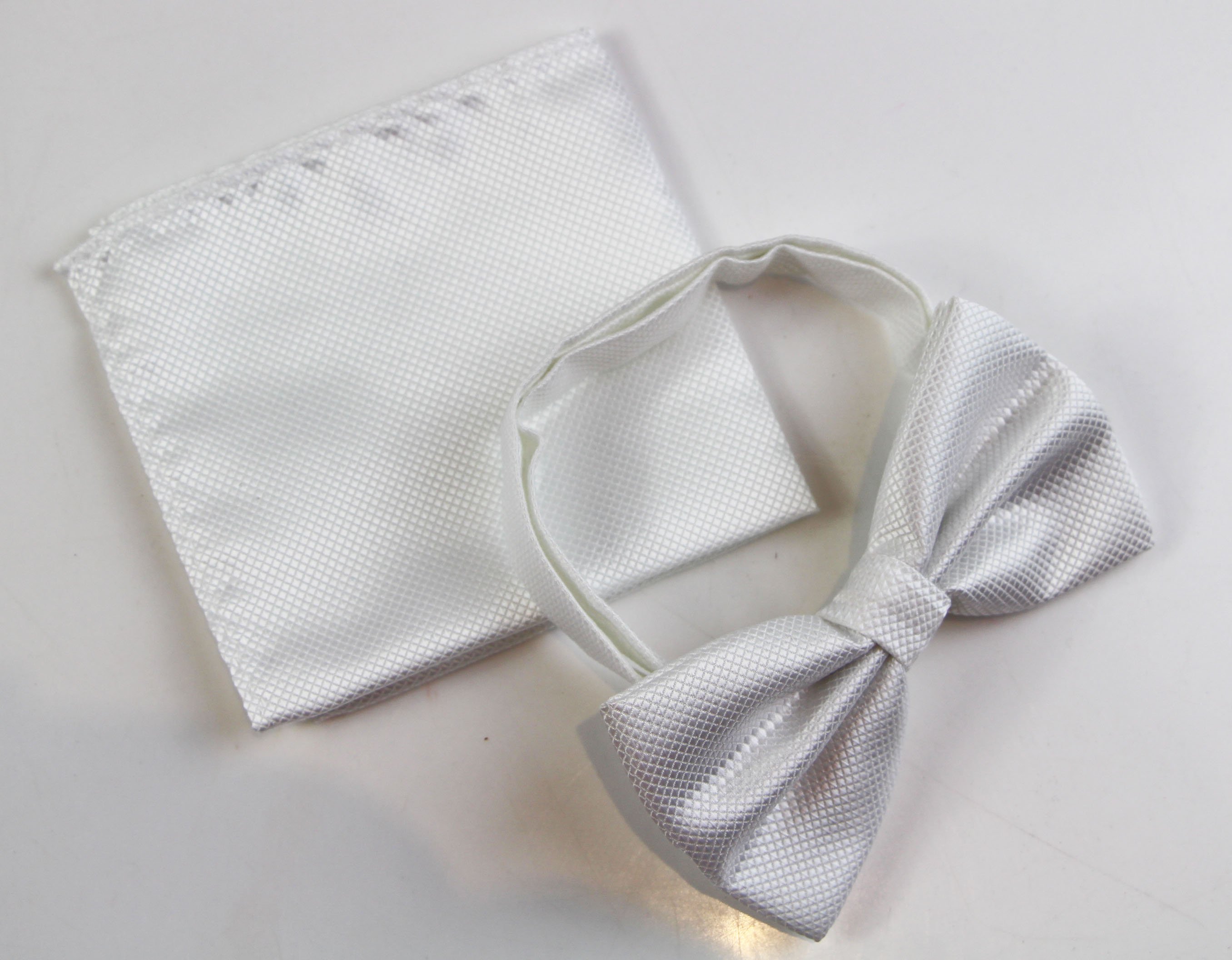 Check Bow Tie + Matching Pocket Square Hanky Handkerchief Black Blue 2Pc Set - Picture 23 of 24