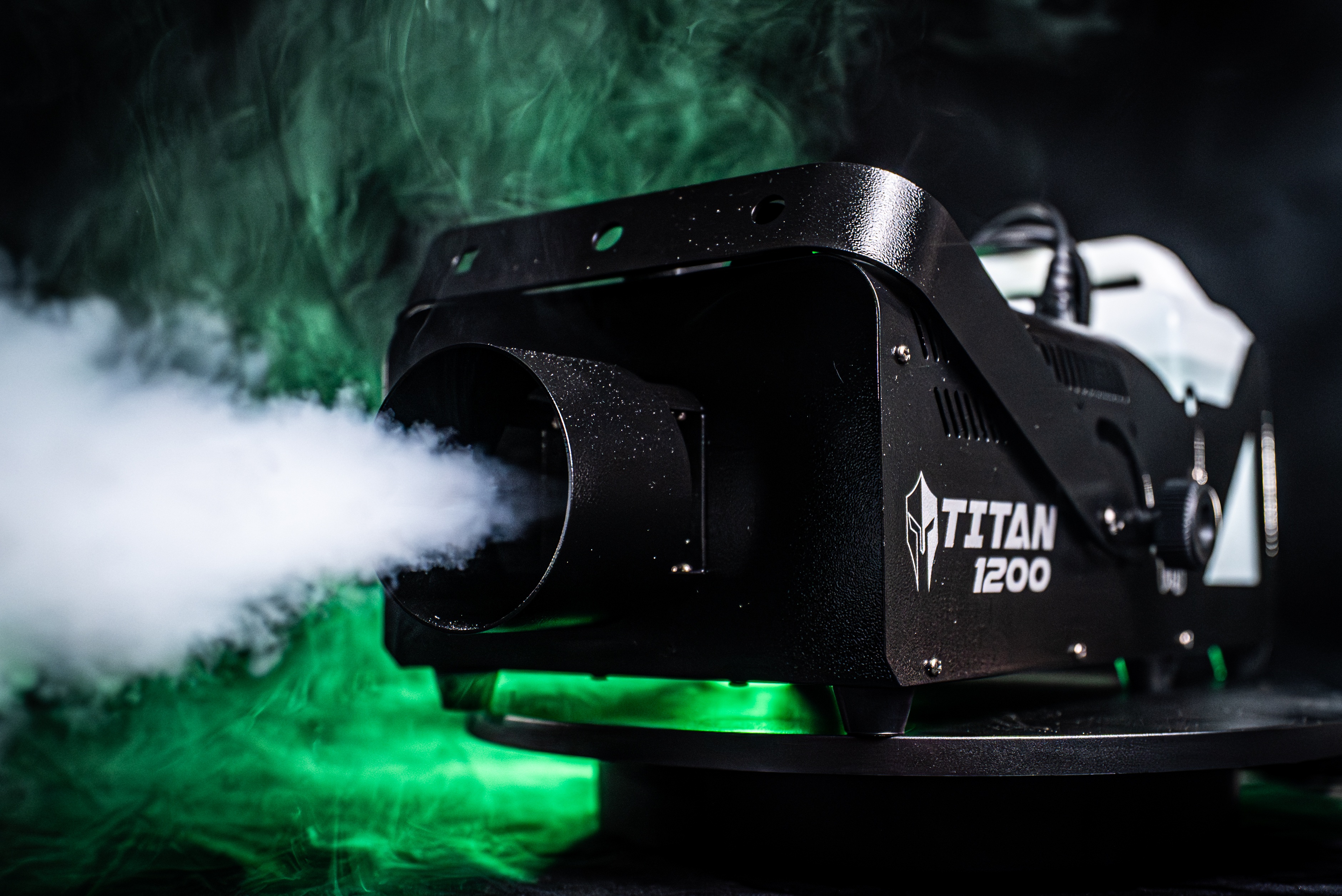 Froggy's Fog Titan 1200 fog machine, 1300W heater, 20,000 CFM output, timer control and 5L tank