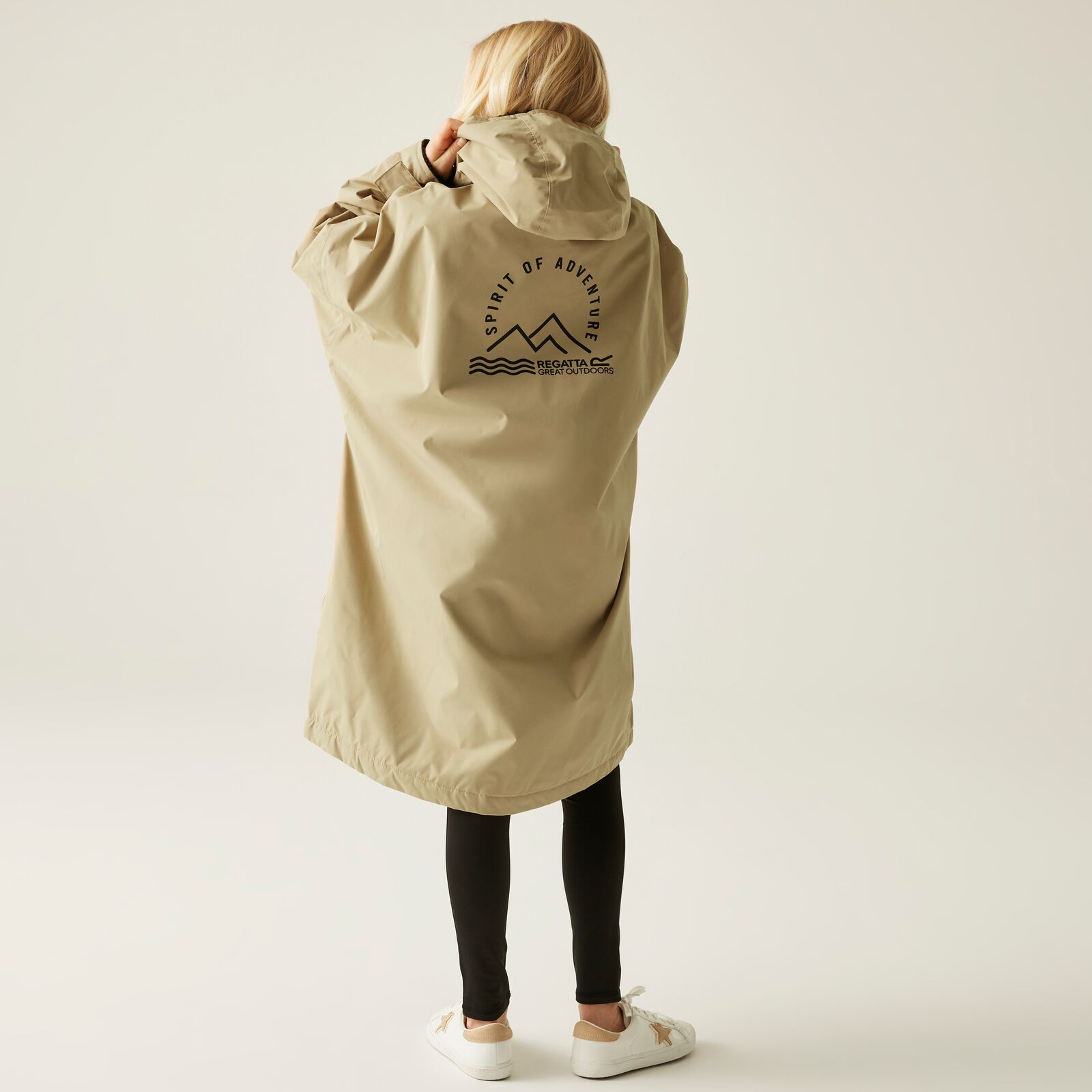 Regatta Kids Spirit Of Adventure Hooded Waterproof Warm Drying Changing Robe - Picture 76 of 150