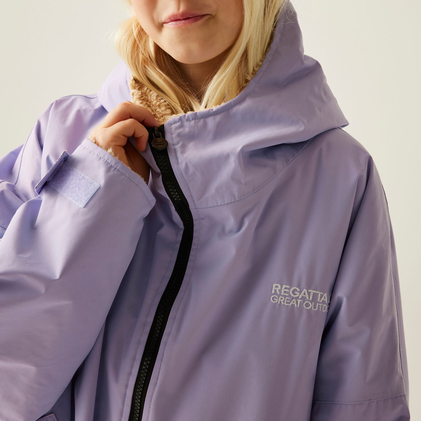 Regatta Kids Spirit Of Adventure Hooded Waterproof Warm Drying Changing Robe - Picture 101 of 150