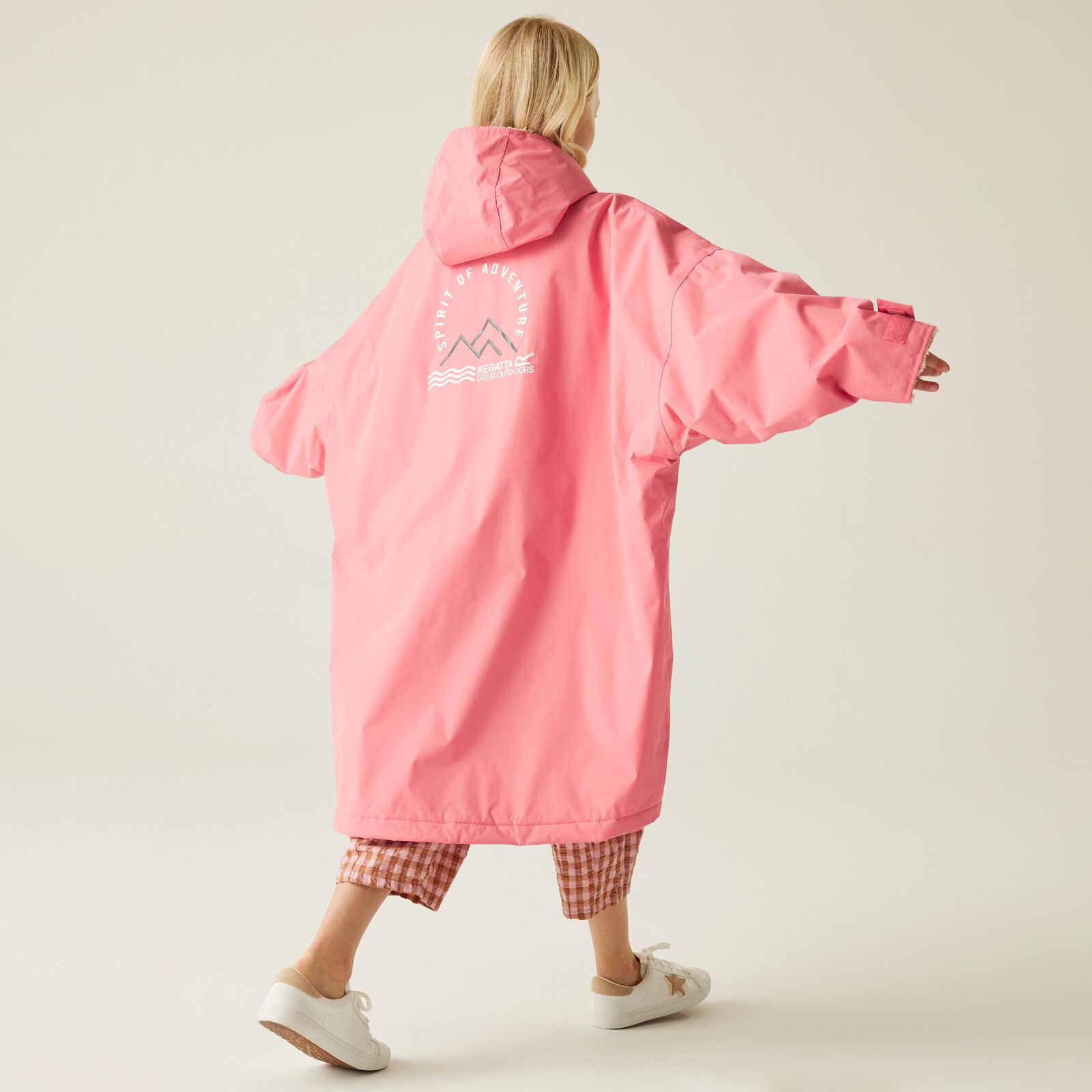 Regatta Kids Spirit Of Adventure Hooded Waterproof Warm Drying Changing Robe - Picture 115 of 150