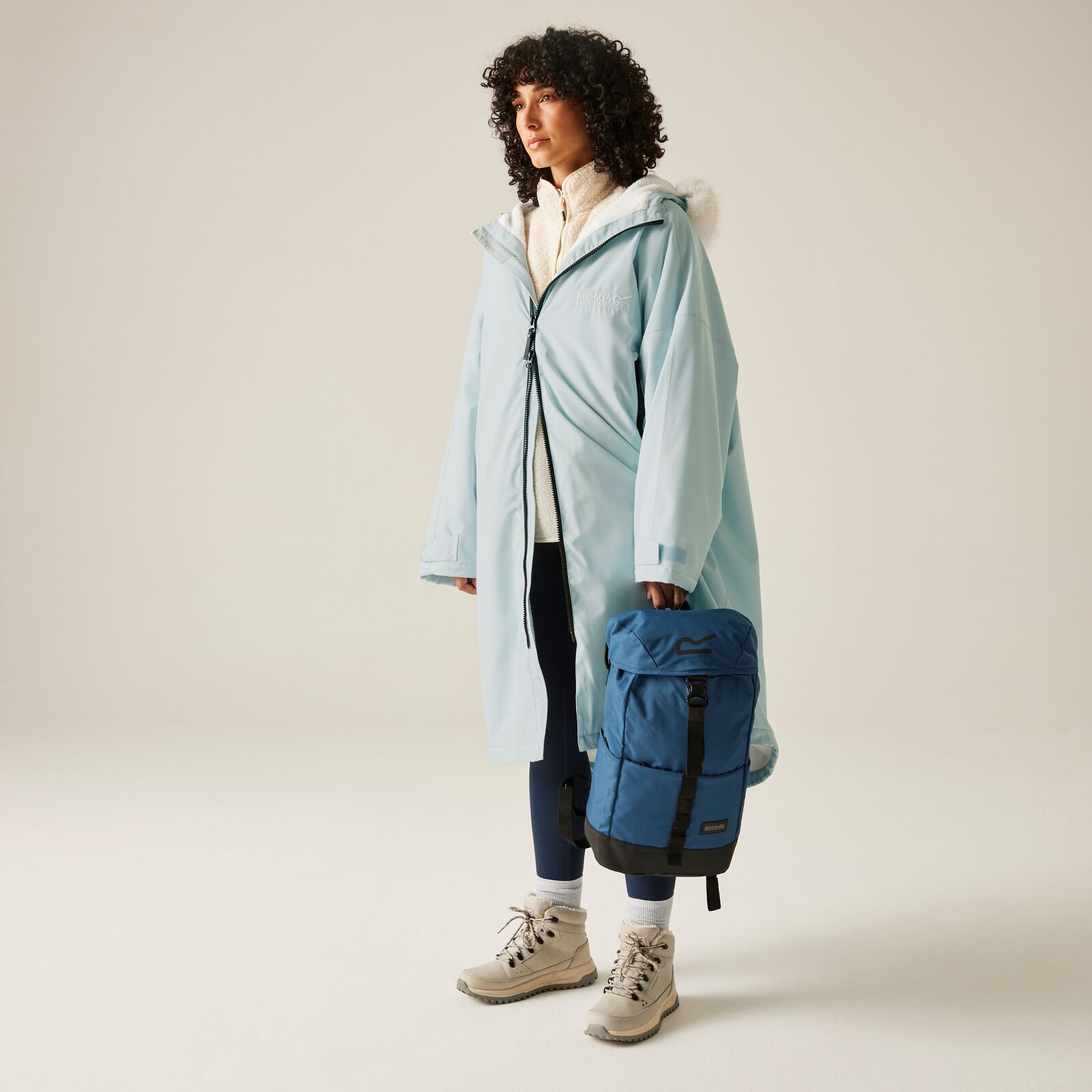 Regatta Adults Outdoor Waterproof Changing Robe Pro - Picture 20 of 45