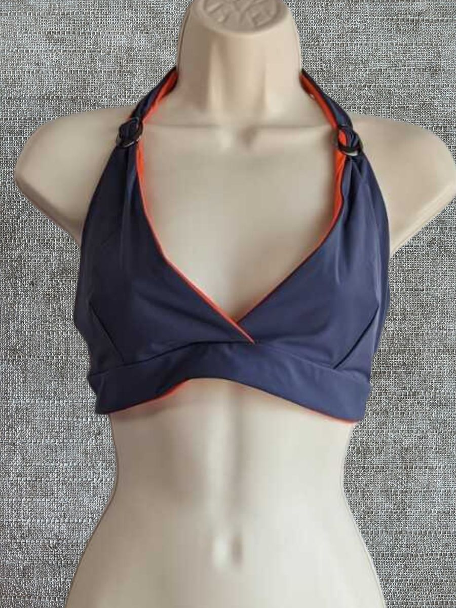 Top de bikini Moontide reversible sólidos D/DD cuello halter tops de baño trajes de baño - Imagen 8 de 10