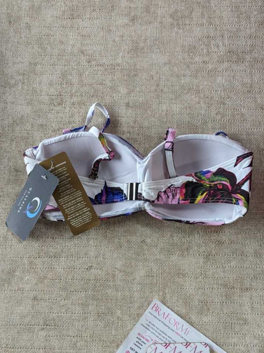 Top de bikini Quayside by Moontide Multiway Twist Bandeau traje de baño playa - Imagen 11 de 17