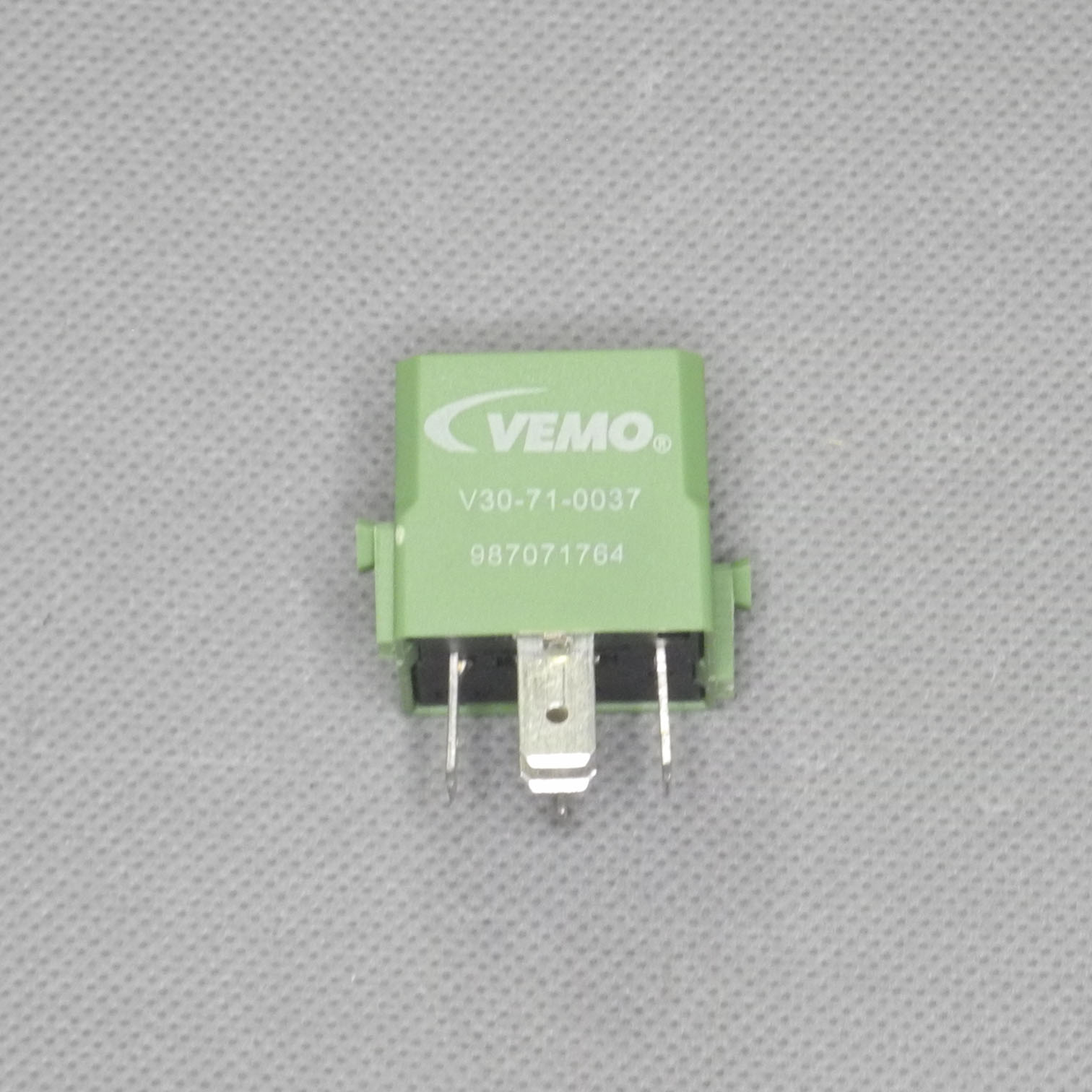 OE Air Suspension Compressor Kit and Relay For Mercedes GL320 GL350