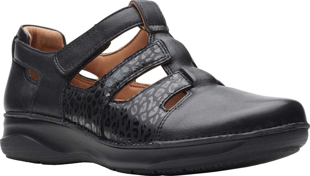 Women's Clarks Appley Strap Adjustable Fisherman Shoe | Shoes.com