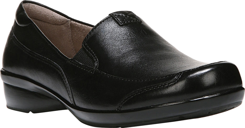 Naturalizer Womens Channing Slip-On Loafer Naturalizer Womens Channing Slip-On Loafer