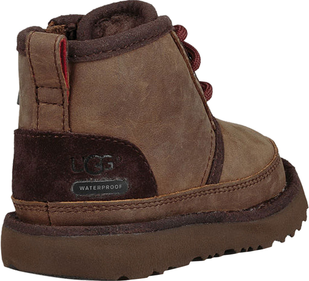 neumel ii water resistant chukka boot