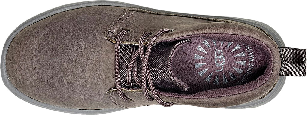 ugg canoe chukka boot