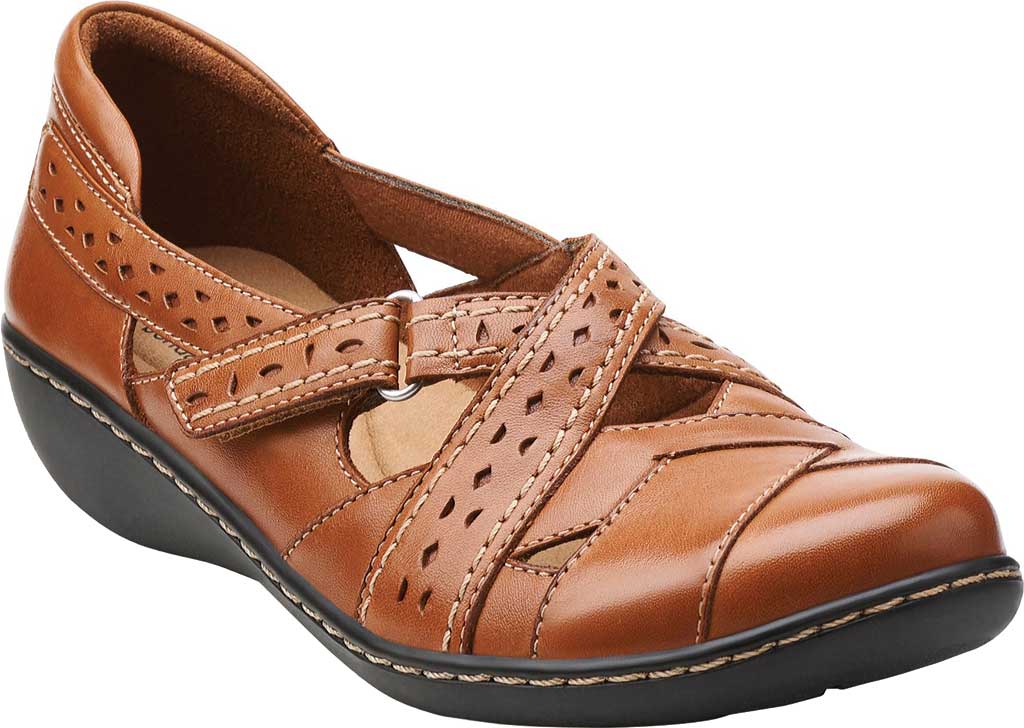Women's Clarks Ashland Spin Closed Toe Sandal