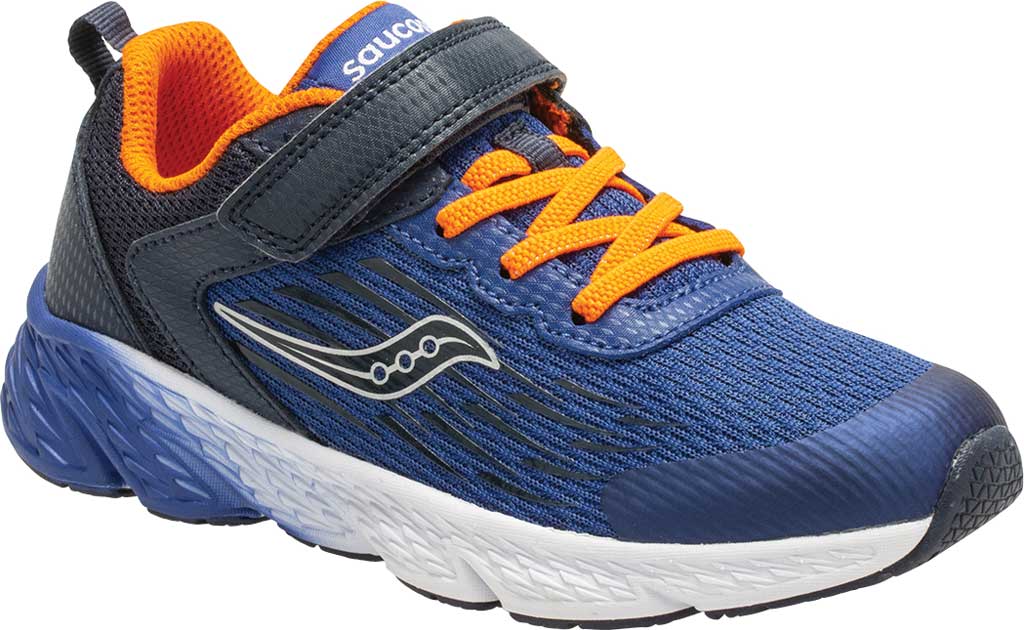 saucony boys running shoes
