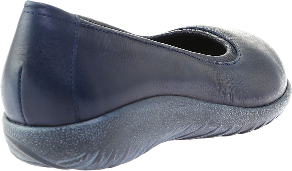 NAOT Footwear Women/'s Taupo Flat