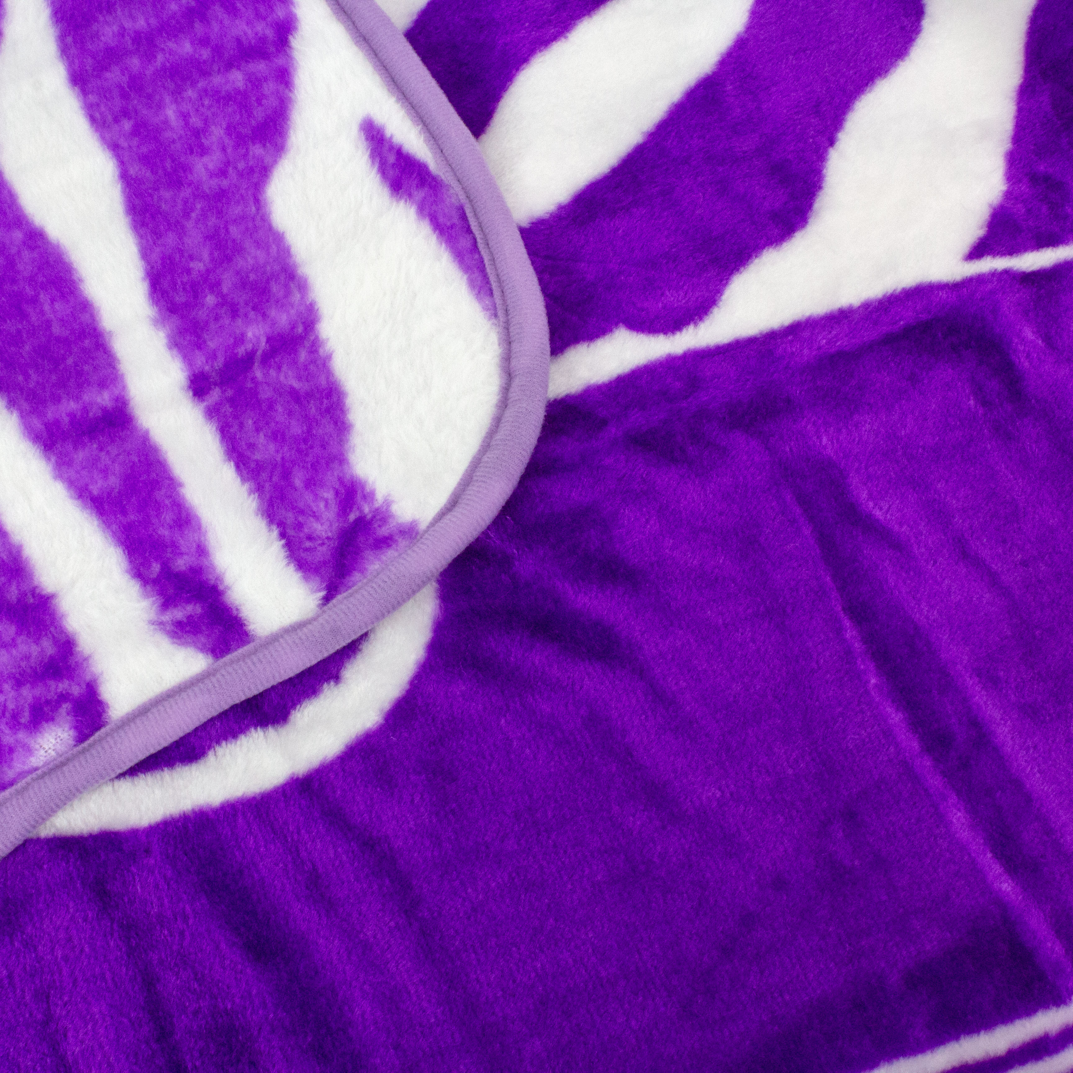 Super Soft Raschel Throw Blanket, 50" x 60" - Picture 40 of 84