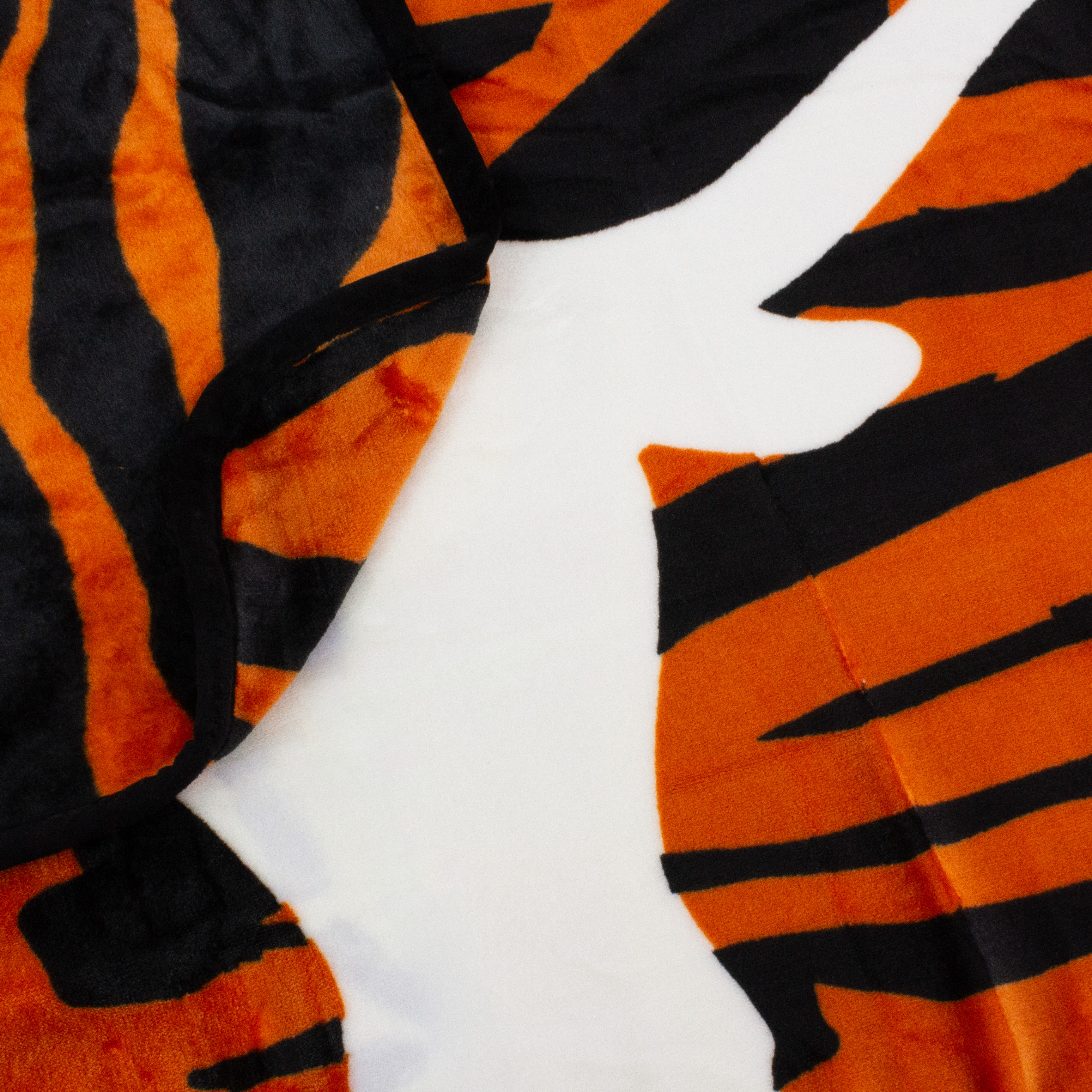 Super Soft Raschel Throw Blanket, 50" x 60" - Picture 79 of 84