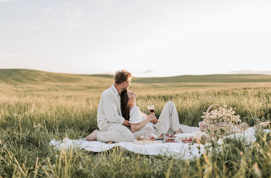 best outdoor activities for couples, yescomusa, e-bike