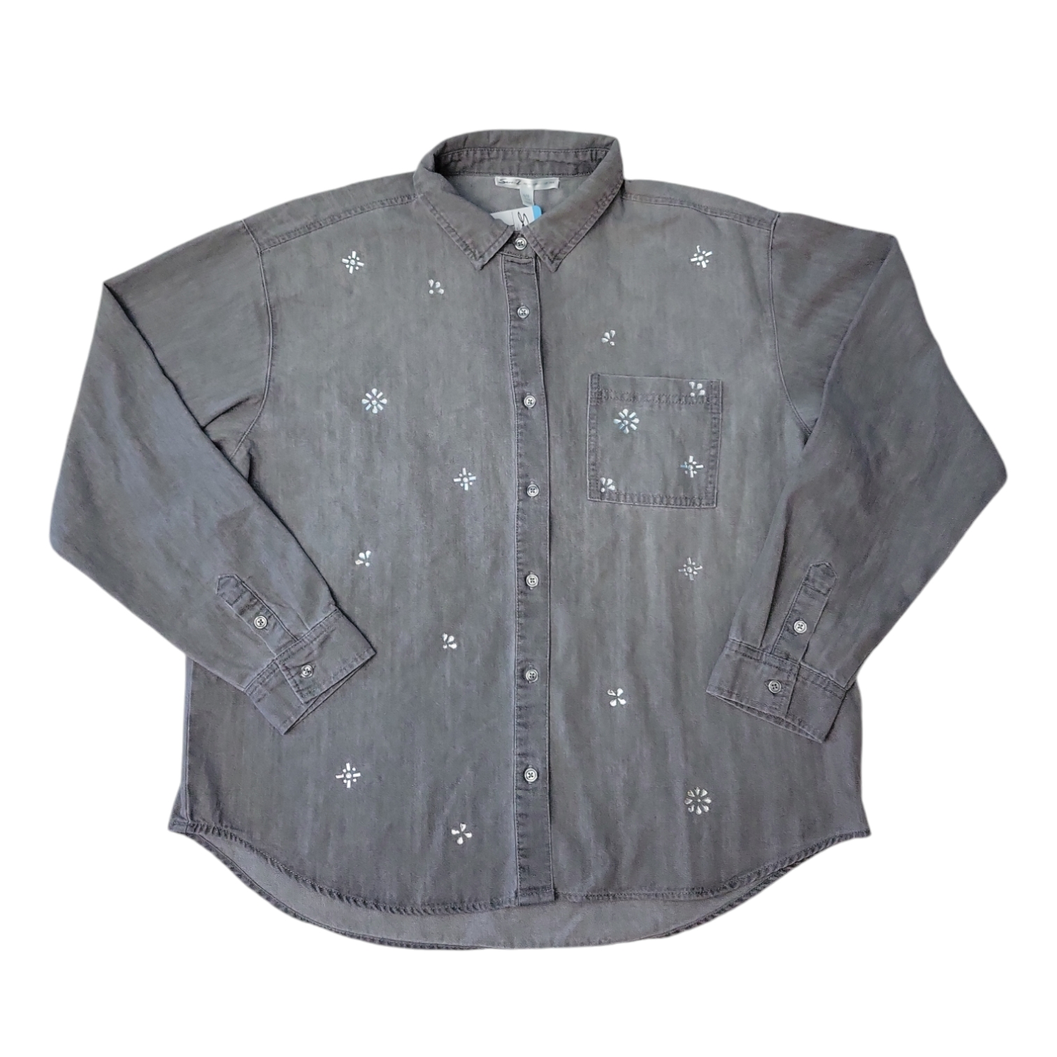 Seven7 Women’s Lightweight Denim Long Sleeve Collared Neckline Button Up