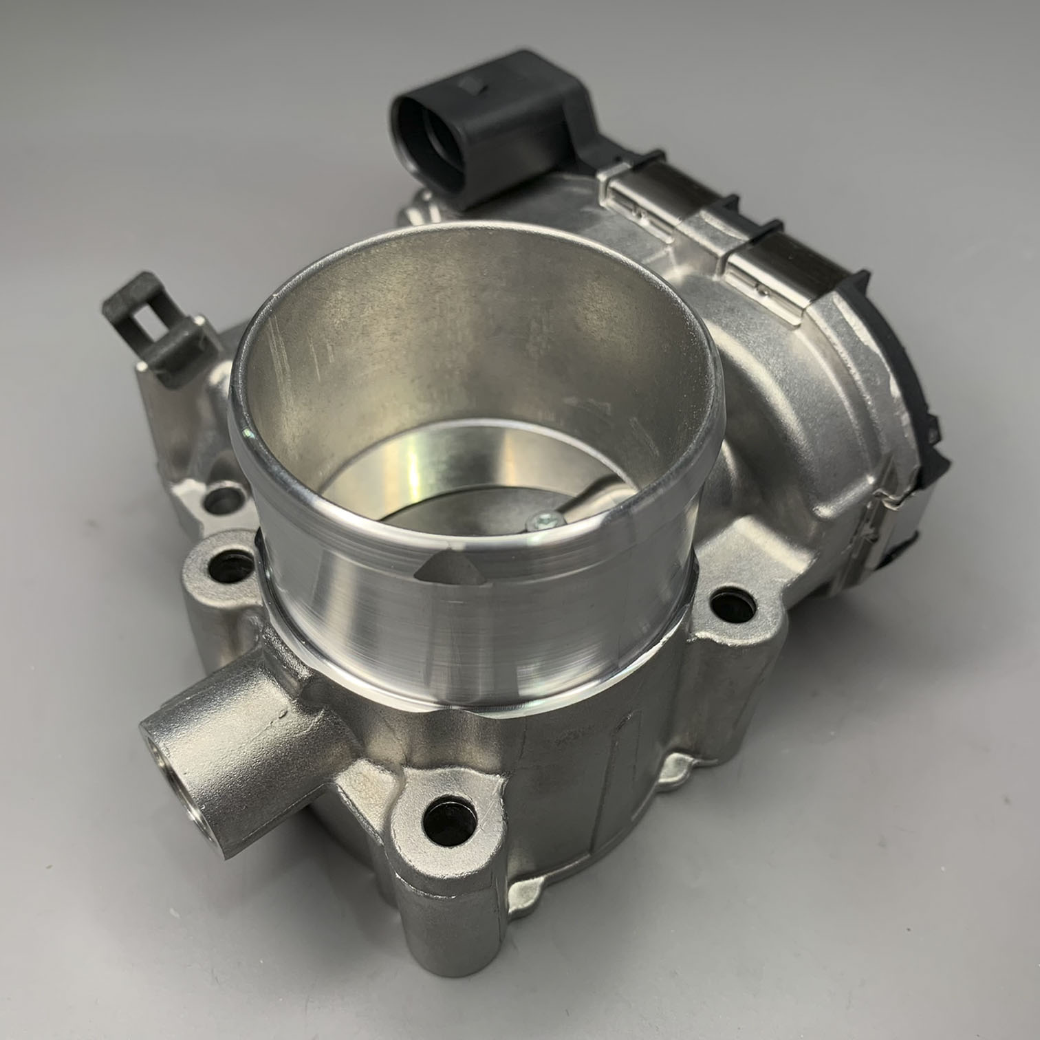 BOSCH GENUINE THROTTLE Body For Ford Escape Fiesta Transit Connect