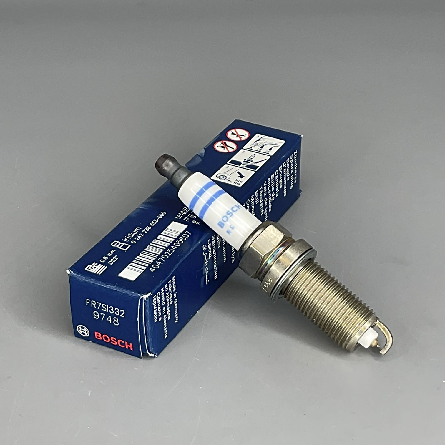 BOSCH Iridium Spark Plug For Mitsubishi Galant Eclipse Lancer