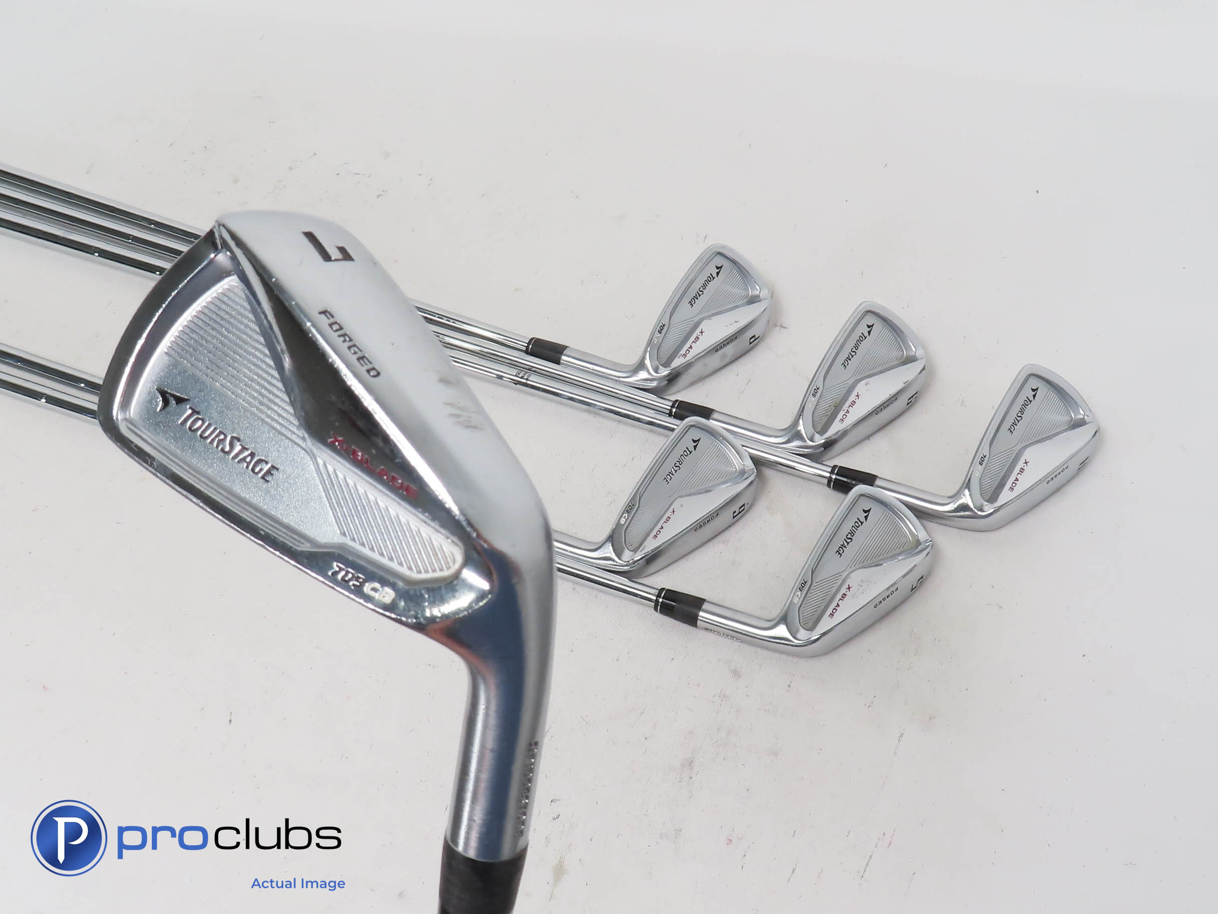 クラブ TOURSTAGE X-BLADE CB DG S300 6-P Nice! TourStage X-Blade 709-CB 5-PW IRON SET - DG S300 Stiff
