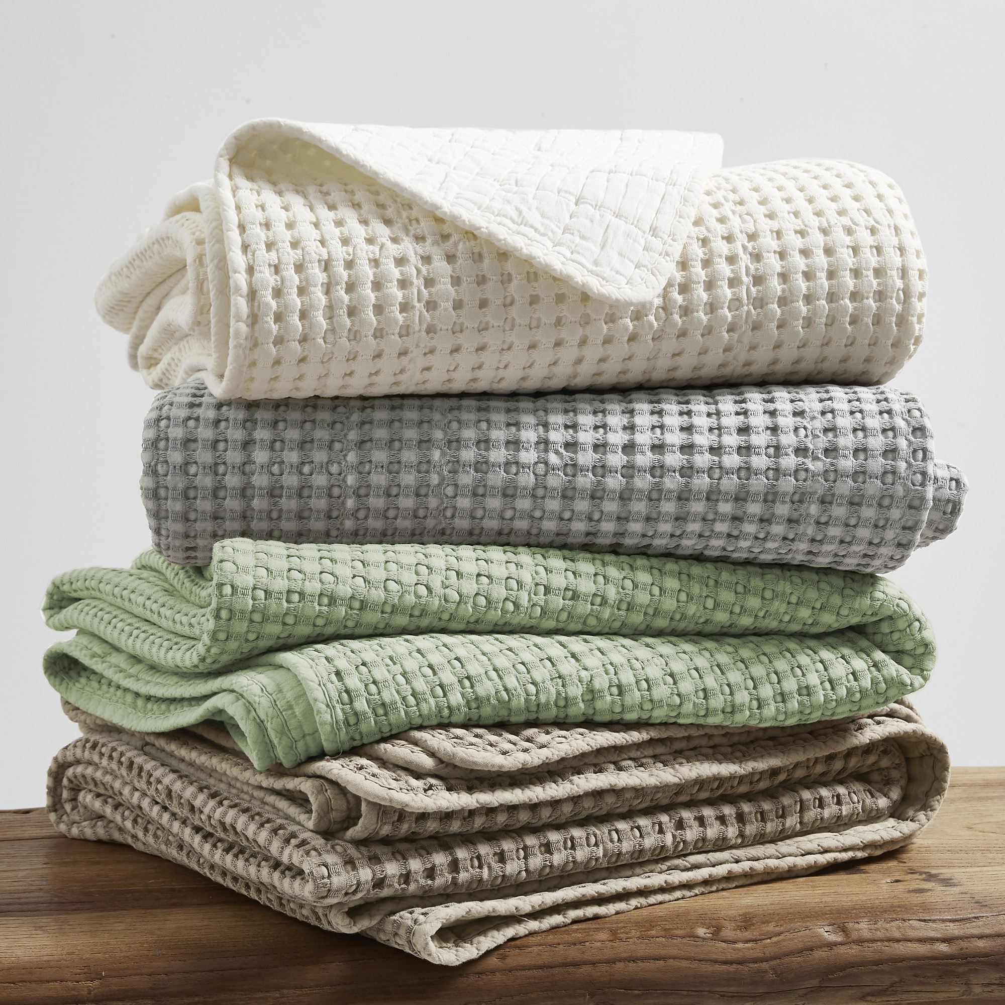 Mills Waffle Bedspread and Pillow Sham Set - Levtex Home - Picture 37 of 54