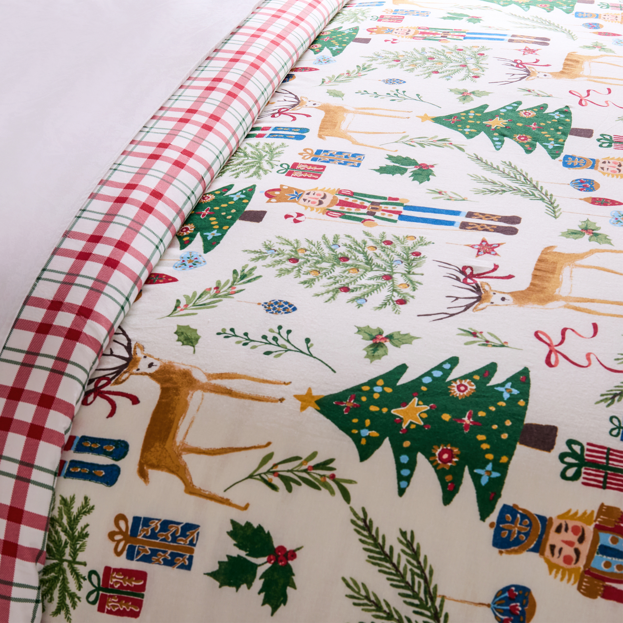 Nutcracker Duvet Cover Set - Levtex Home - Picture 9 of 19