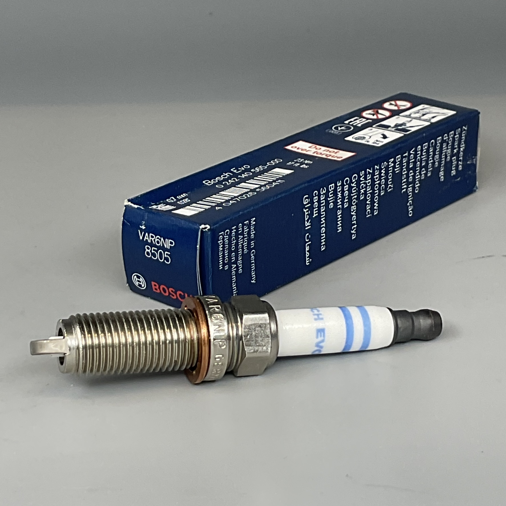 ポポラス　/ GENUINE BOSCH EVO Spark Plug For Acura Honda INFINITI Maserati