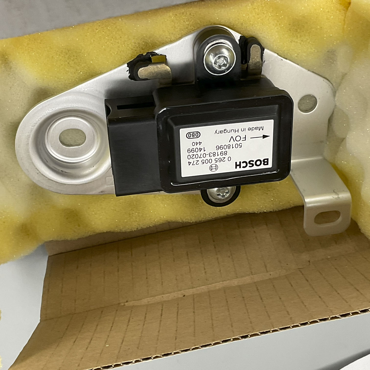 TOYOTA Yaw Rate Acceleration For 2002-2004 Toyota Avalon XLE 89183