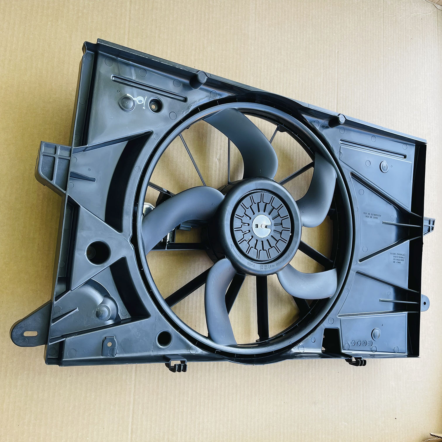 thumbnail image 2 of AM Autoparts Front Blower Motor With Cage For Ford Flex, Taurus X, Lincoln MKS, Mercury Sable 2 of 5