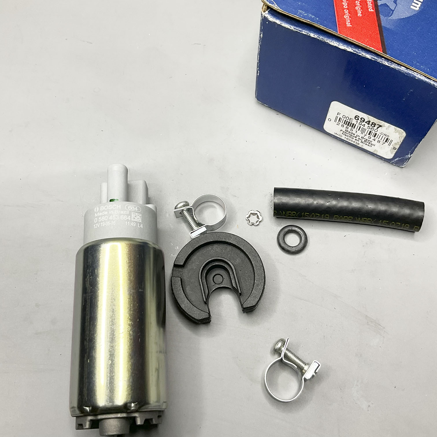 BOSCH GENUINE Electric Fuel Pump For Acura Toyota Scion Chevrolet