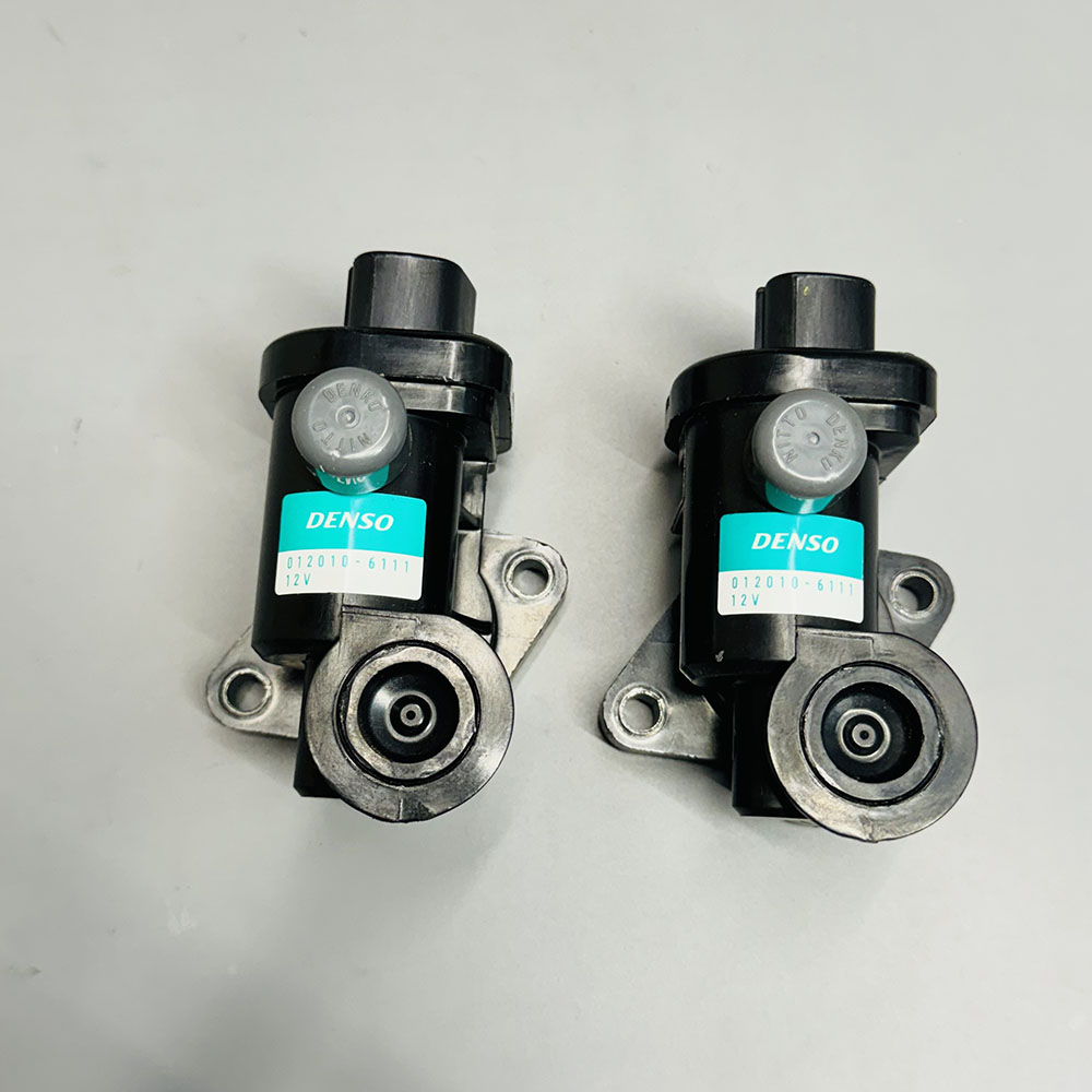 993x-e38-0120106111x2_02.jpg