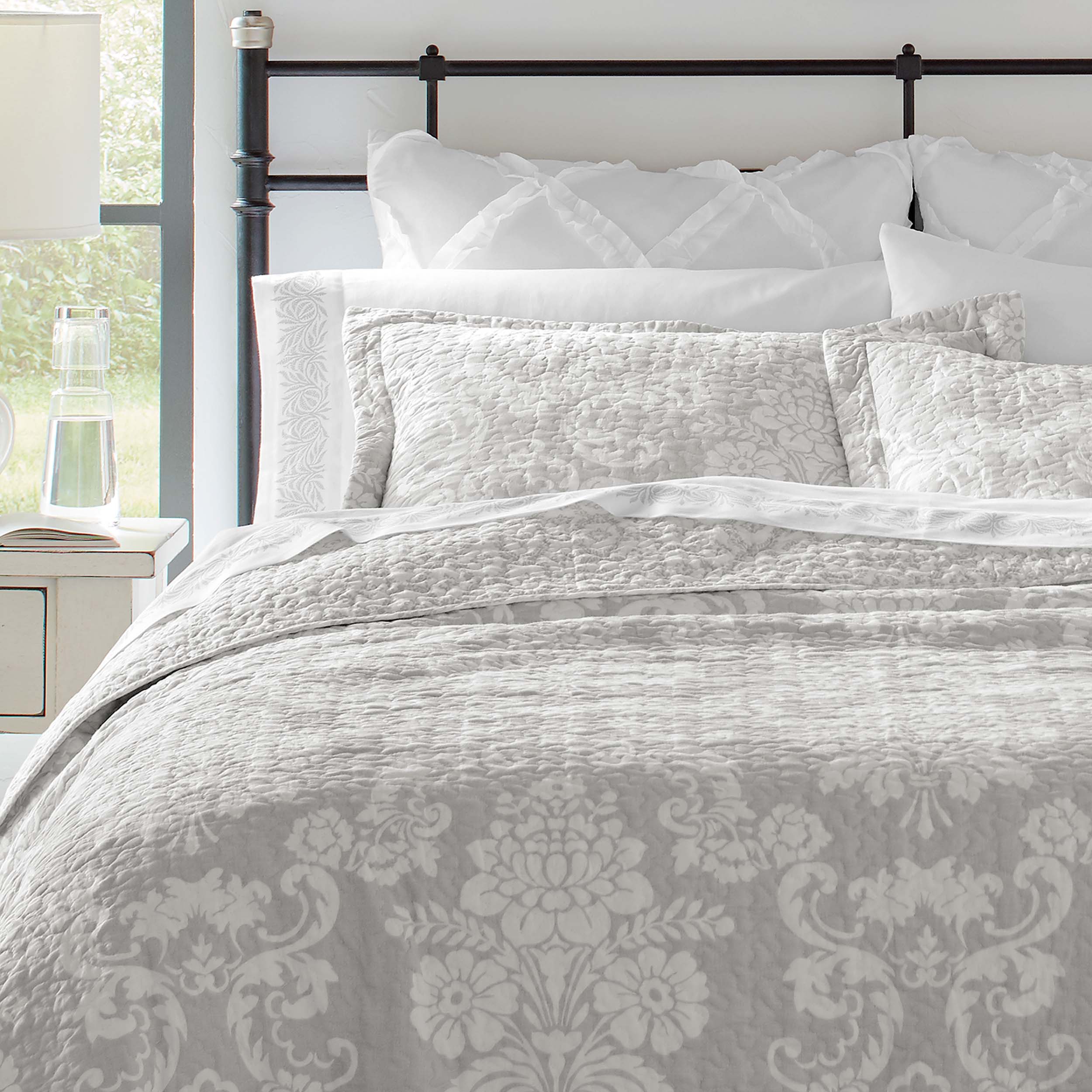 Laura Ashley Venetia Quilt Set 3PC 100% Cotton Reversible Natural Breathable - Picture 14 of 37