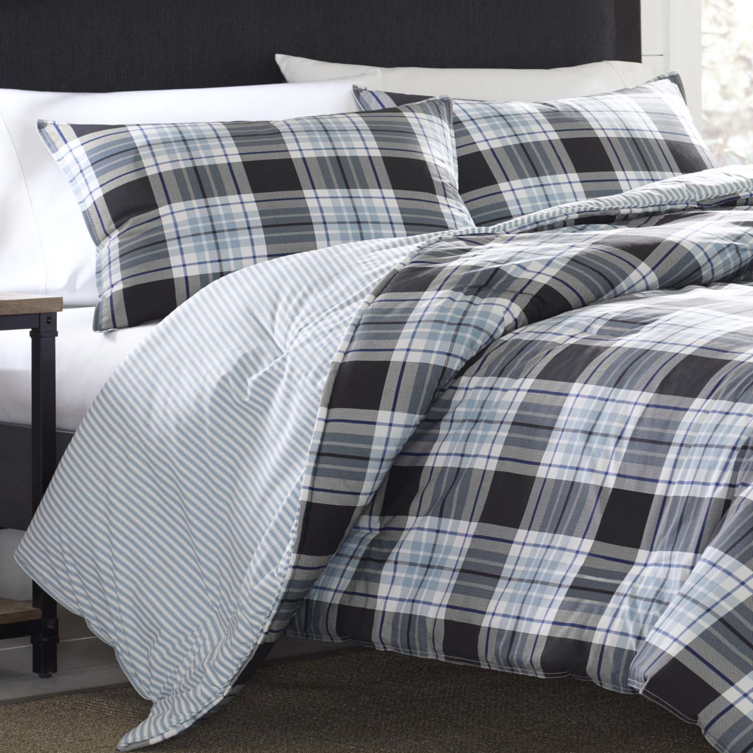 Eddie Bauer - Home Decor - 100% Cotton Duvet & Sham Set - Picture 13 of 38
