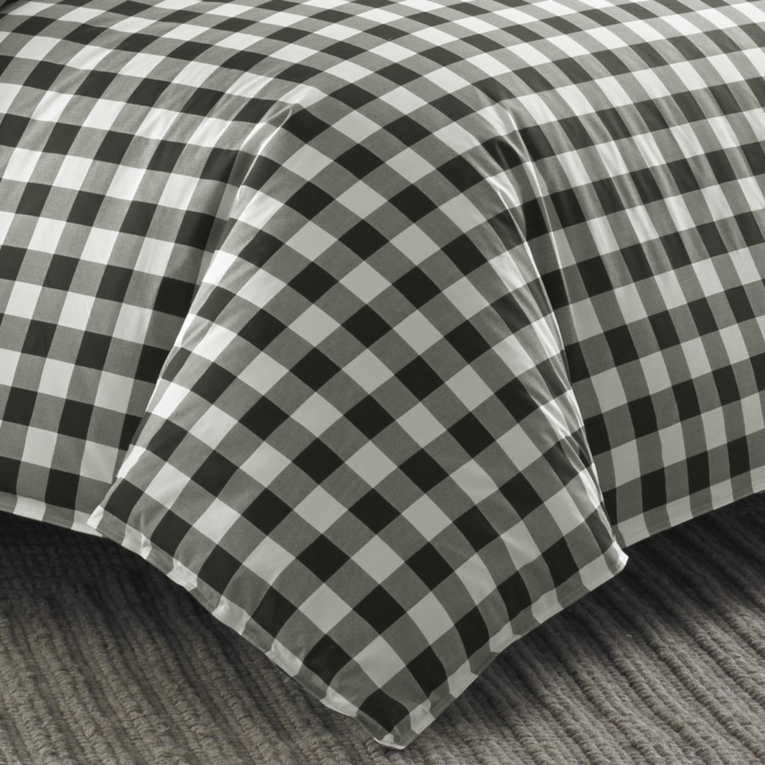 Eddie Bauer - Home Decor - 100% Cotton Comforter & Sham Set - Picture 18 of 39