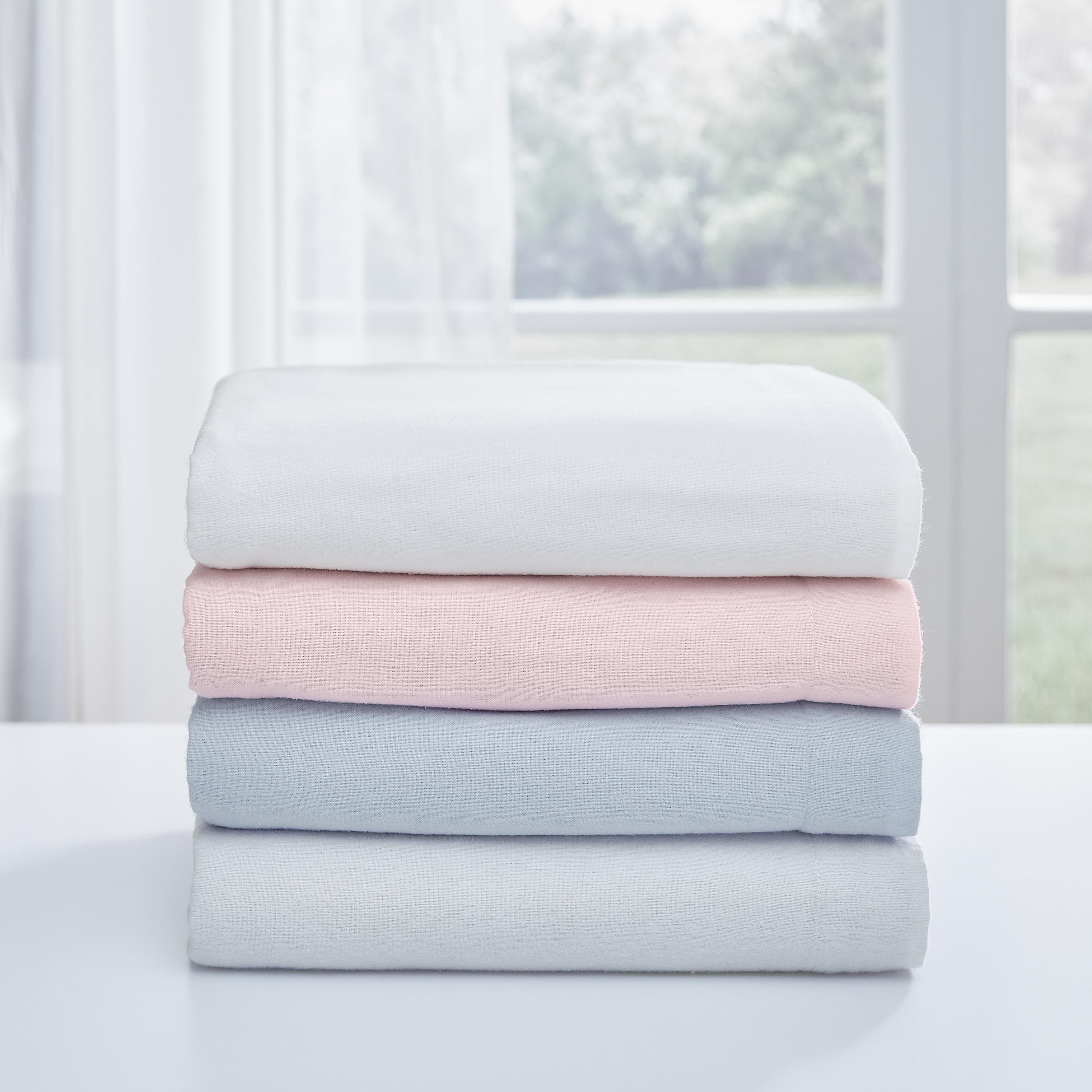Laura Ashley - Home Dcor- 100% Brushed Cotton Flannel Sheet Set - Picture 8 of 21