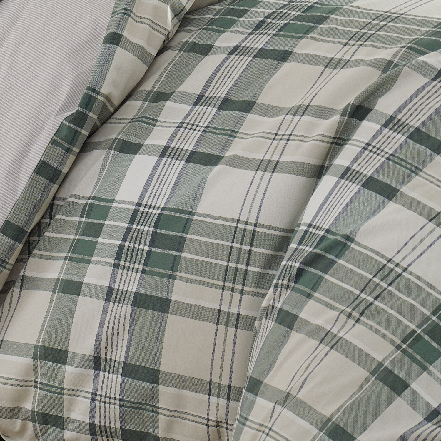 Eddie Bauer - Home Decor - 100% Cotton Duvet & Sham Set - Picture 10 of 27