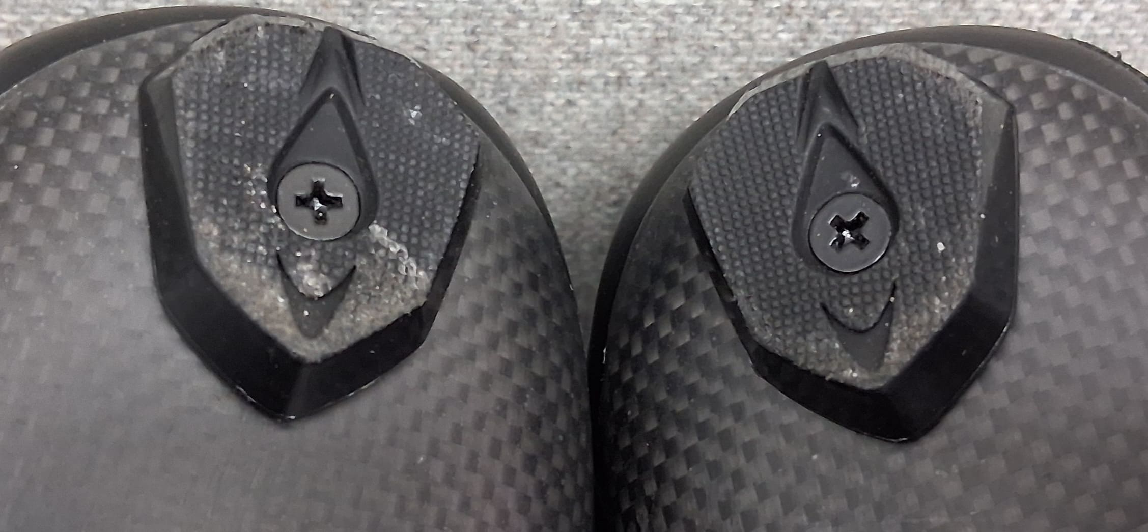 Zapatos anchos para bicicleta de carretera Lake CX333-X para hombre - negros/plateados, opciones de tamaño disponibles - Imagen 23 de 24