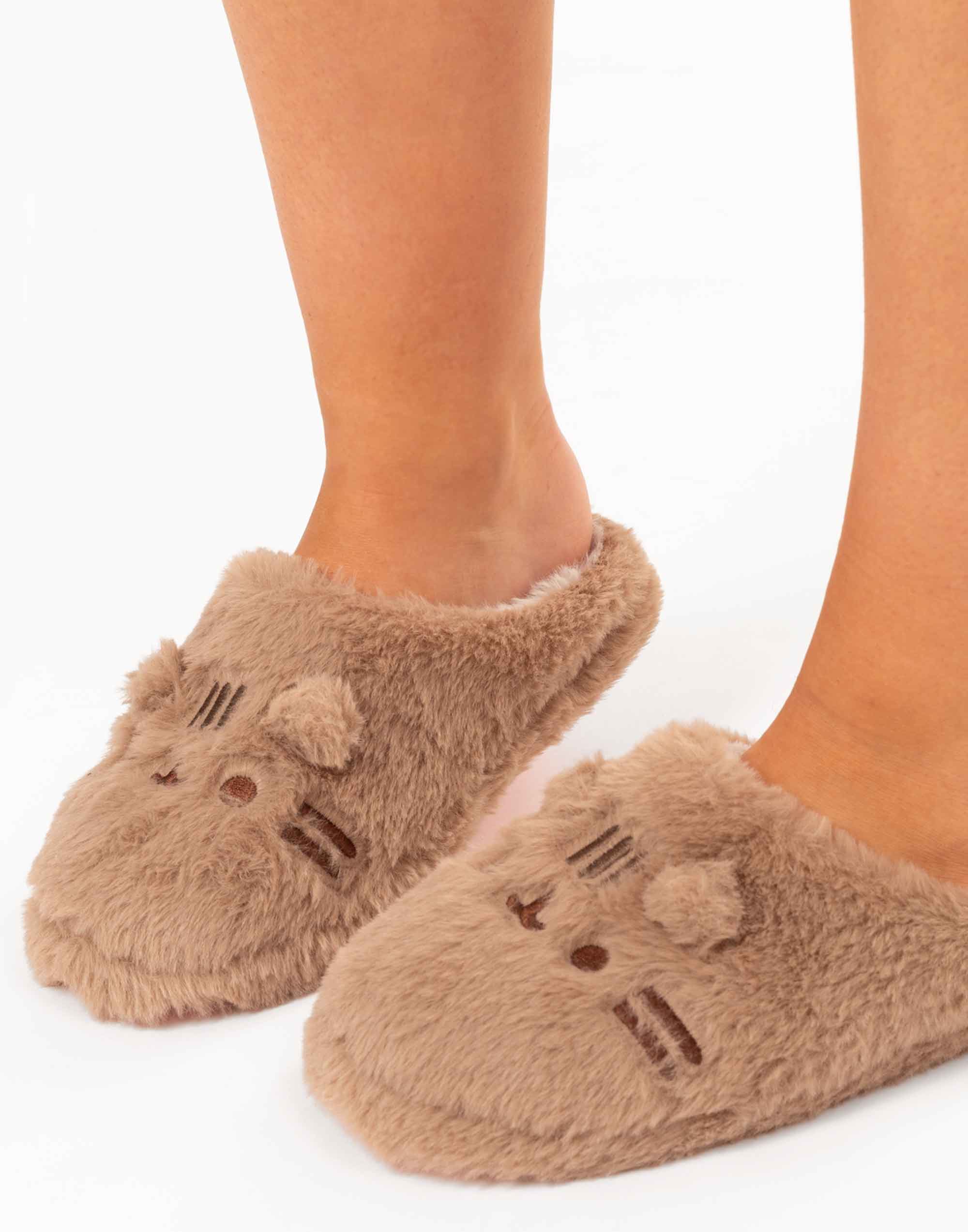 Zapatillas mula gráficas bordadas Pusheen beige Pusheen & Nah para mujer - Imagen 10 de 12