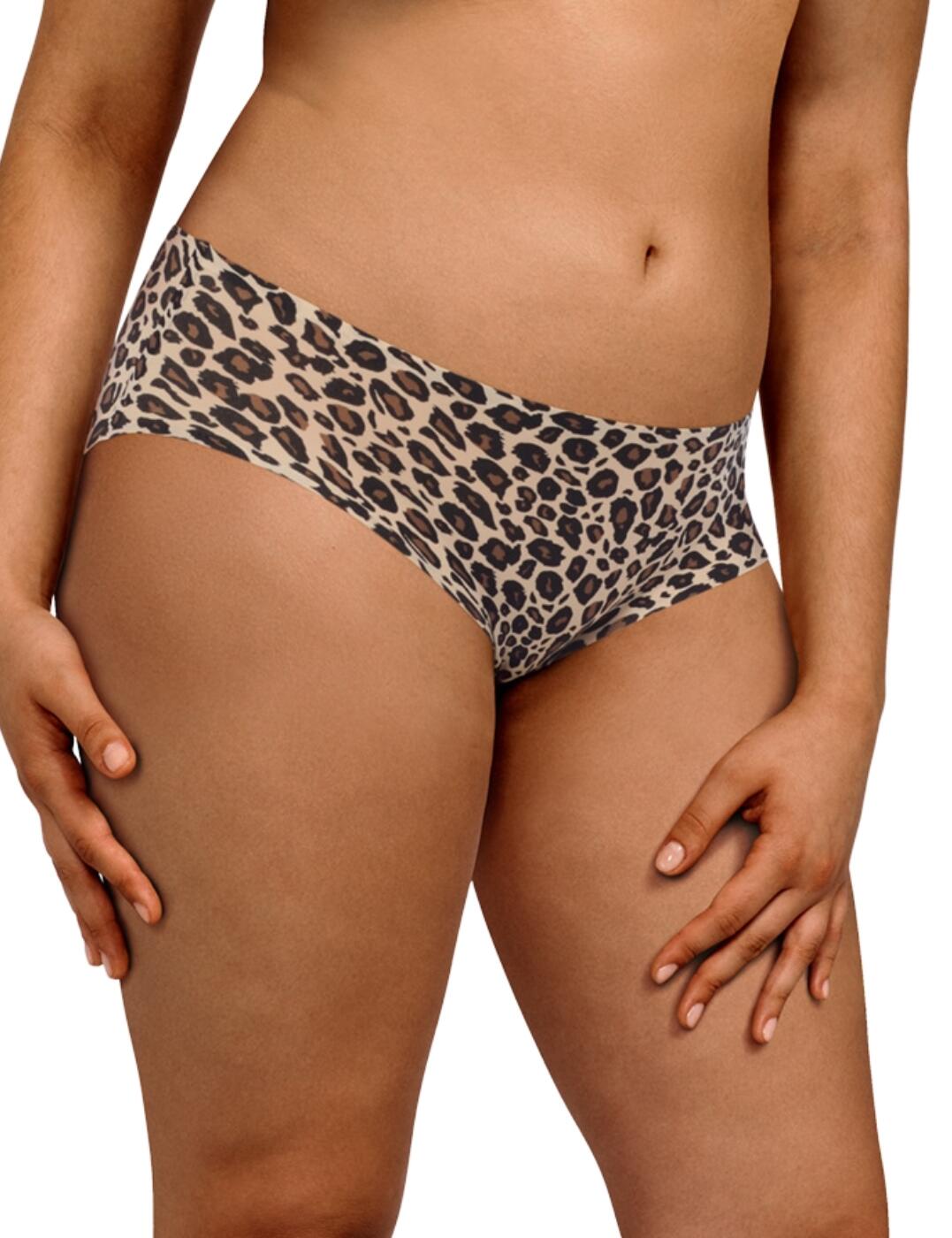 C11D40 Chantelle Soft Stretch Shorty Brief