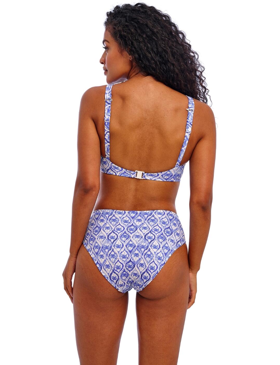 Top de bikini Freya Ocean Breeze High Apex 206013 - Imagen 47 de 80