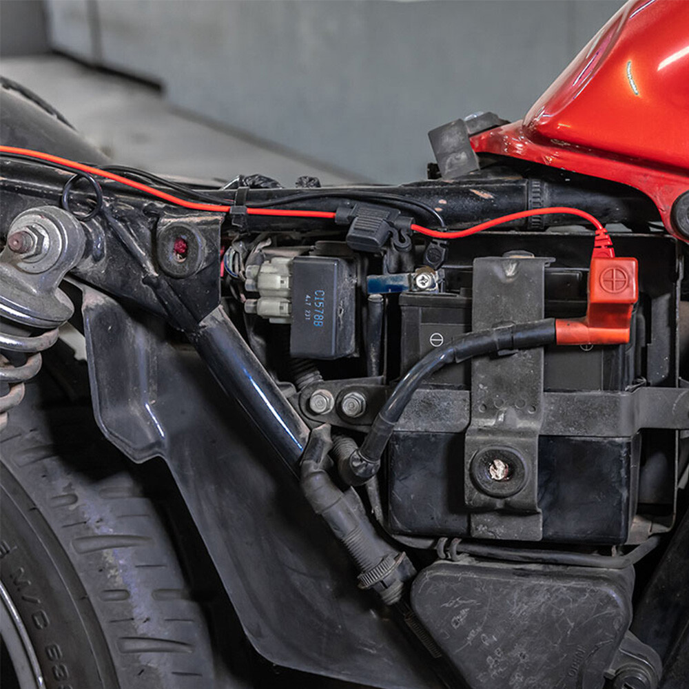 Quad Lock Adaptateur Intelligent Étanche 12V vers USB pour Motos, Bateaux, Caravanes - Photo 6 sur 7