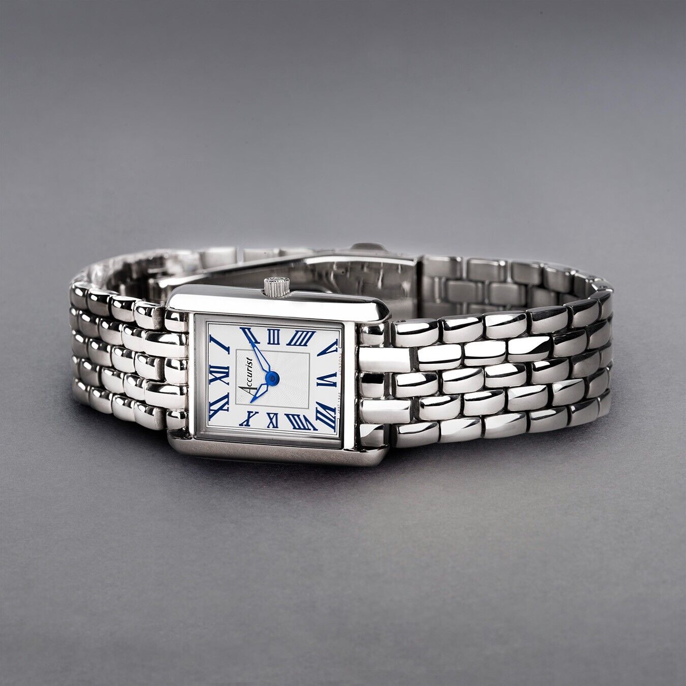 Accurist - view 3