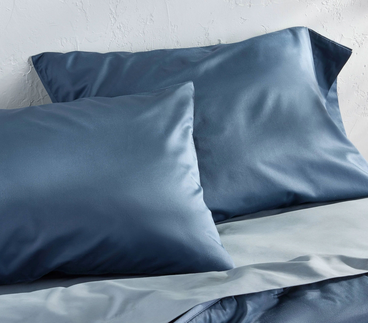 600 Thread Count Sateen Pillowcases - Casaluna