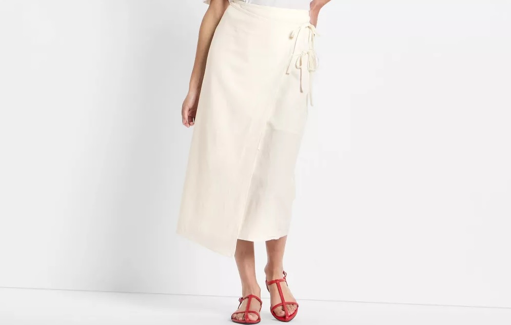 Women Mid-Rise Linen Midi Wrap Skirt - Future Collective - Produktbild 3