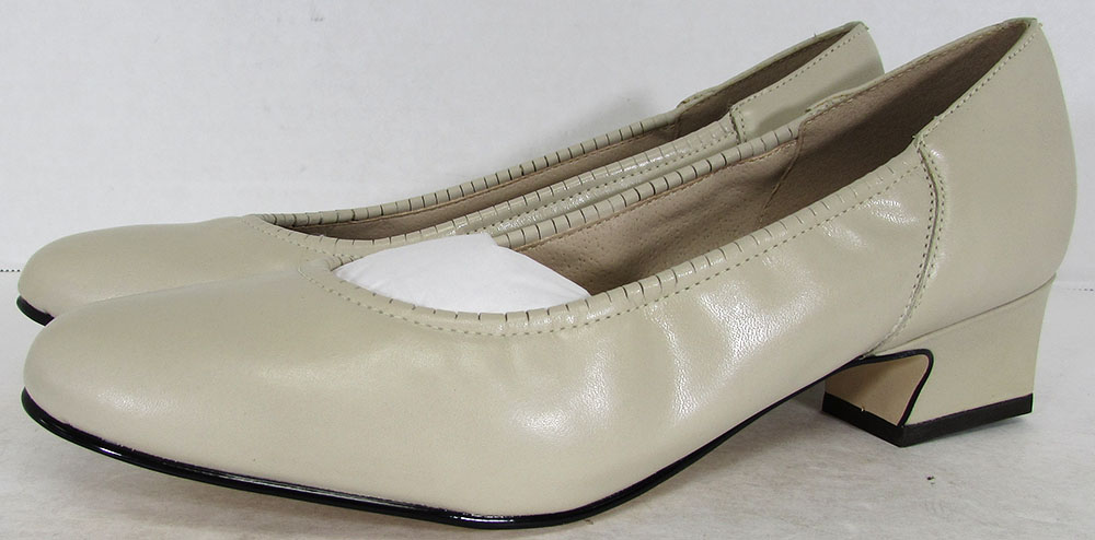 naturalizer narrow womens shoes