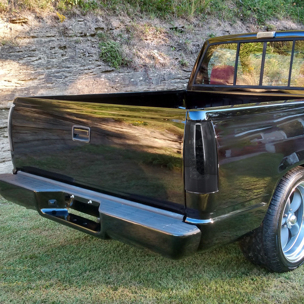 Smoke For 1988-1998 Chevy Pickup C10 1500 2500 GMC Sierra LED Tail