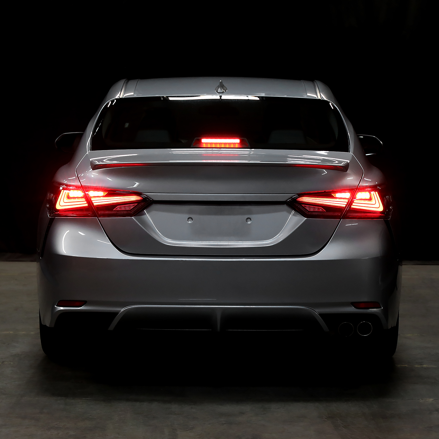 Spec-D Tuning Sequential LED Tail Lights For 2018-2022 Toyota Camry - Jet Black Housing, Clear Lens