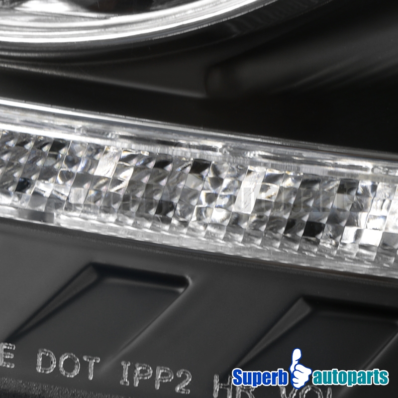 View 2006 Audi A4 Headlight Bulb Replacement