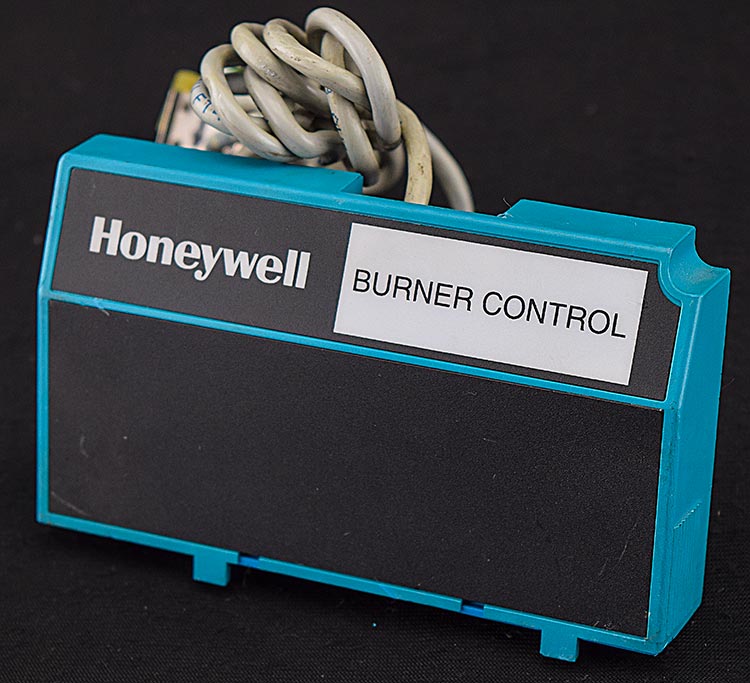 Honeywell 221818A 7800 Series Burner Control Display Module Extension